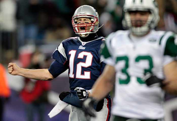 tom-brady-taunts-jets.jpg